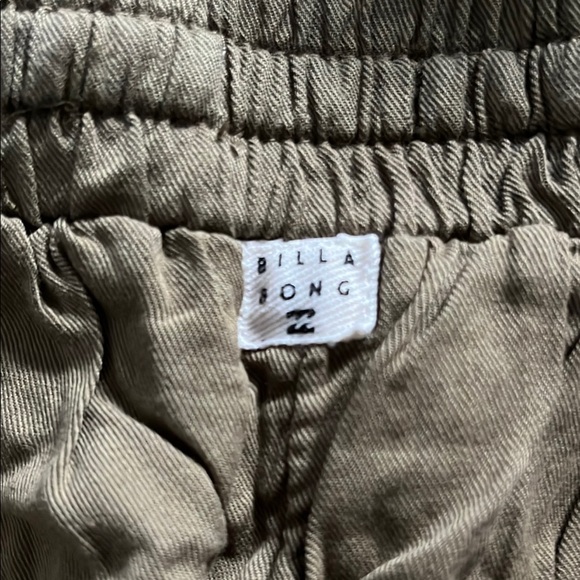 Khaki Athletic Shorts with Elastic Waistband and Drawstring - Picture 4 of 4